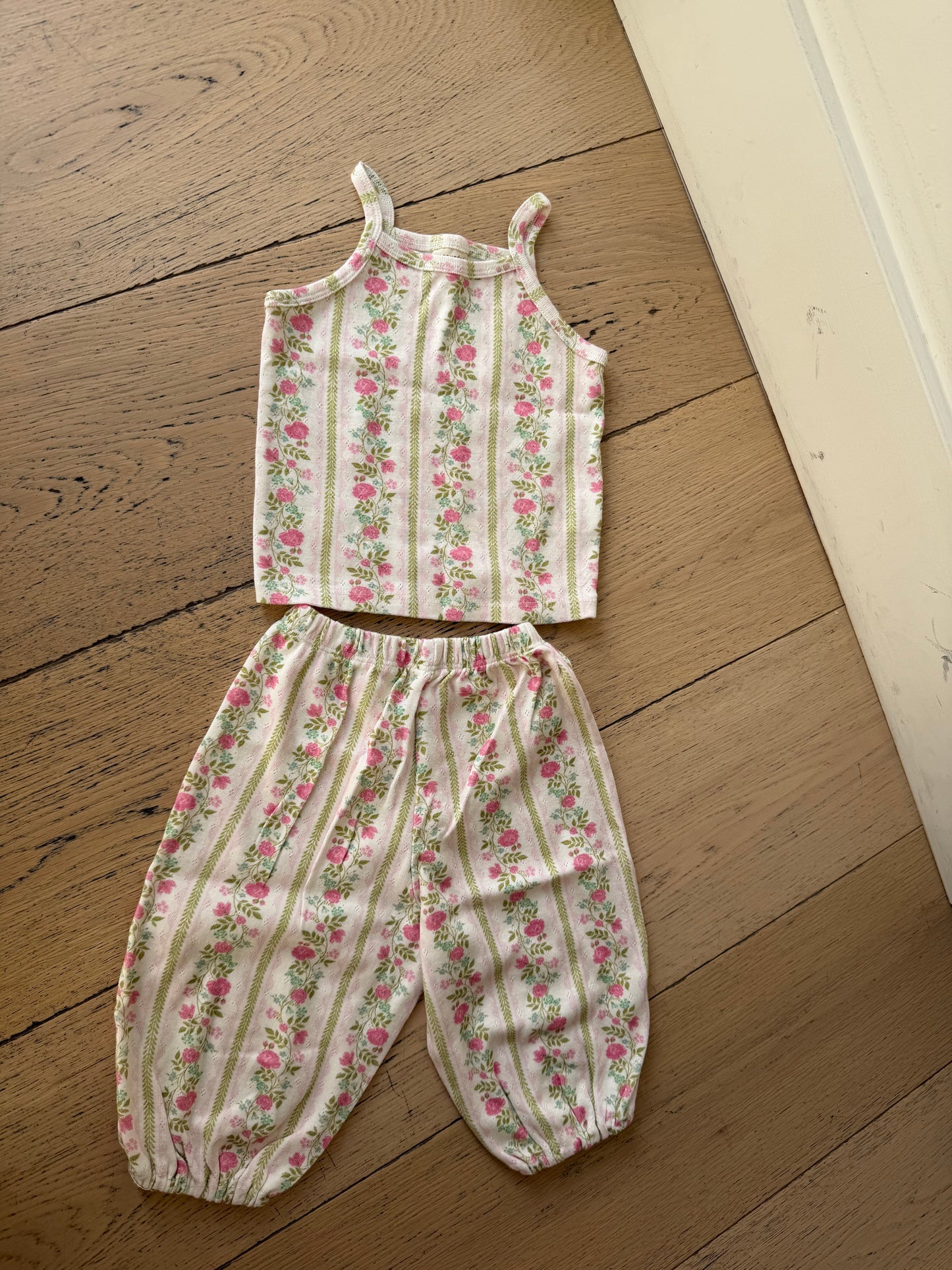 Trellis set