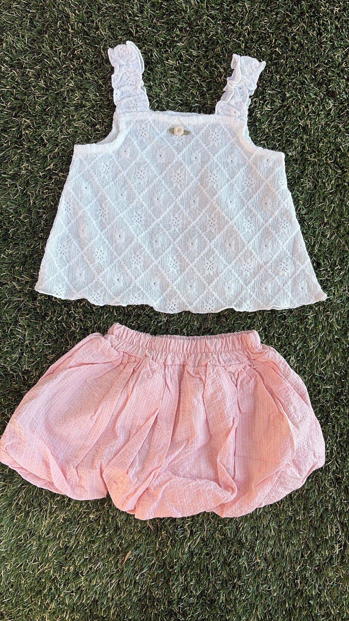 Sunday eyelet tank