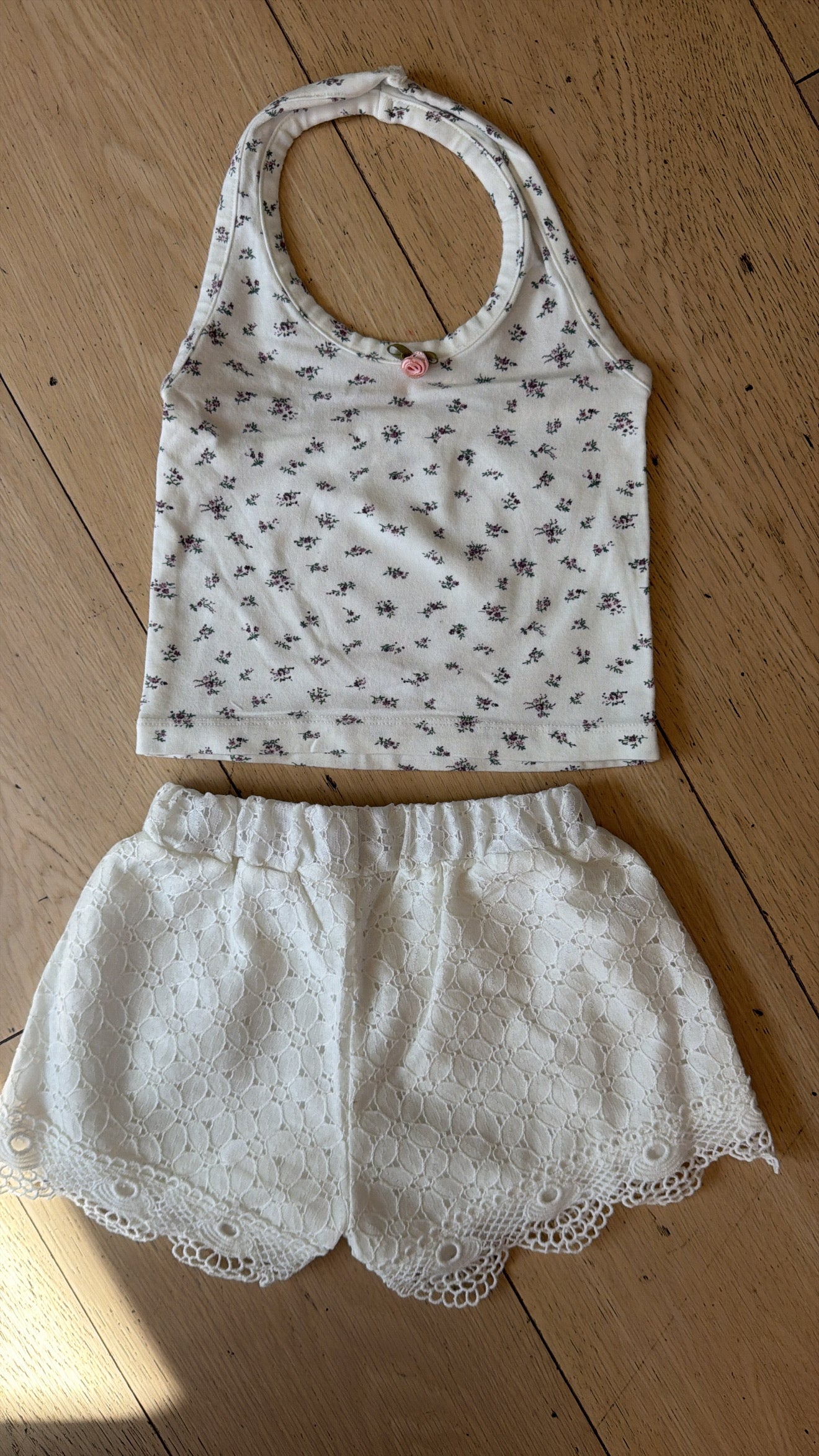 Surrey Lace Short