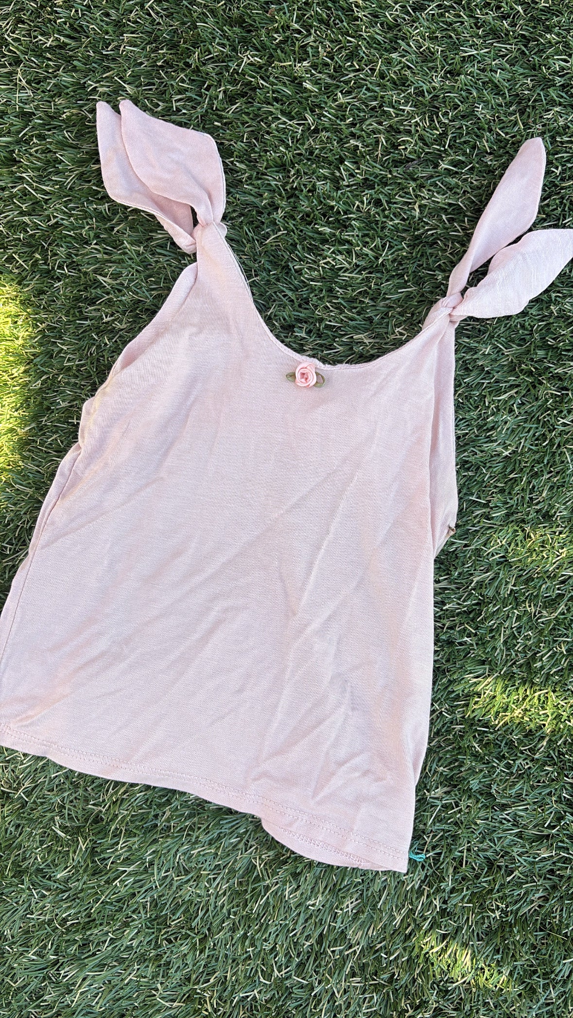 Tie shoulder top