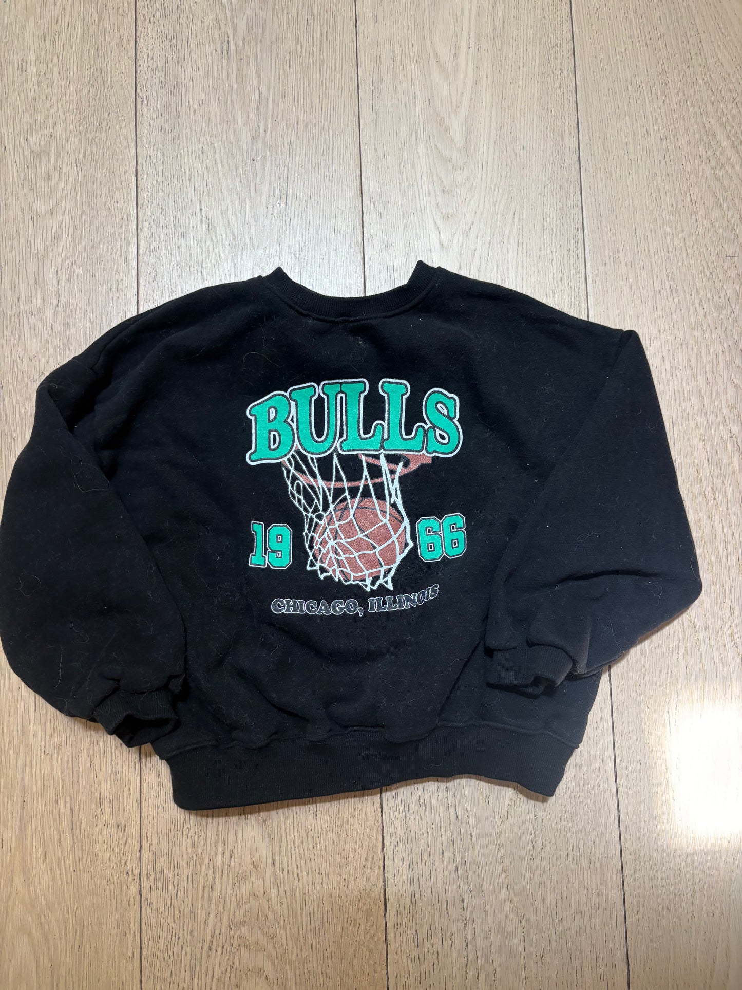 Bulls sweatshirt