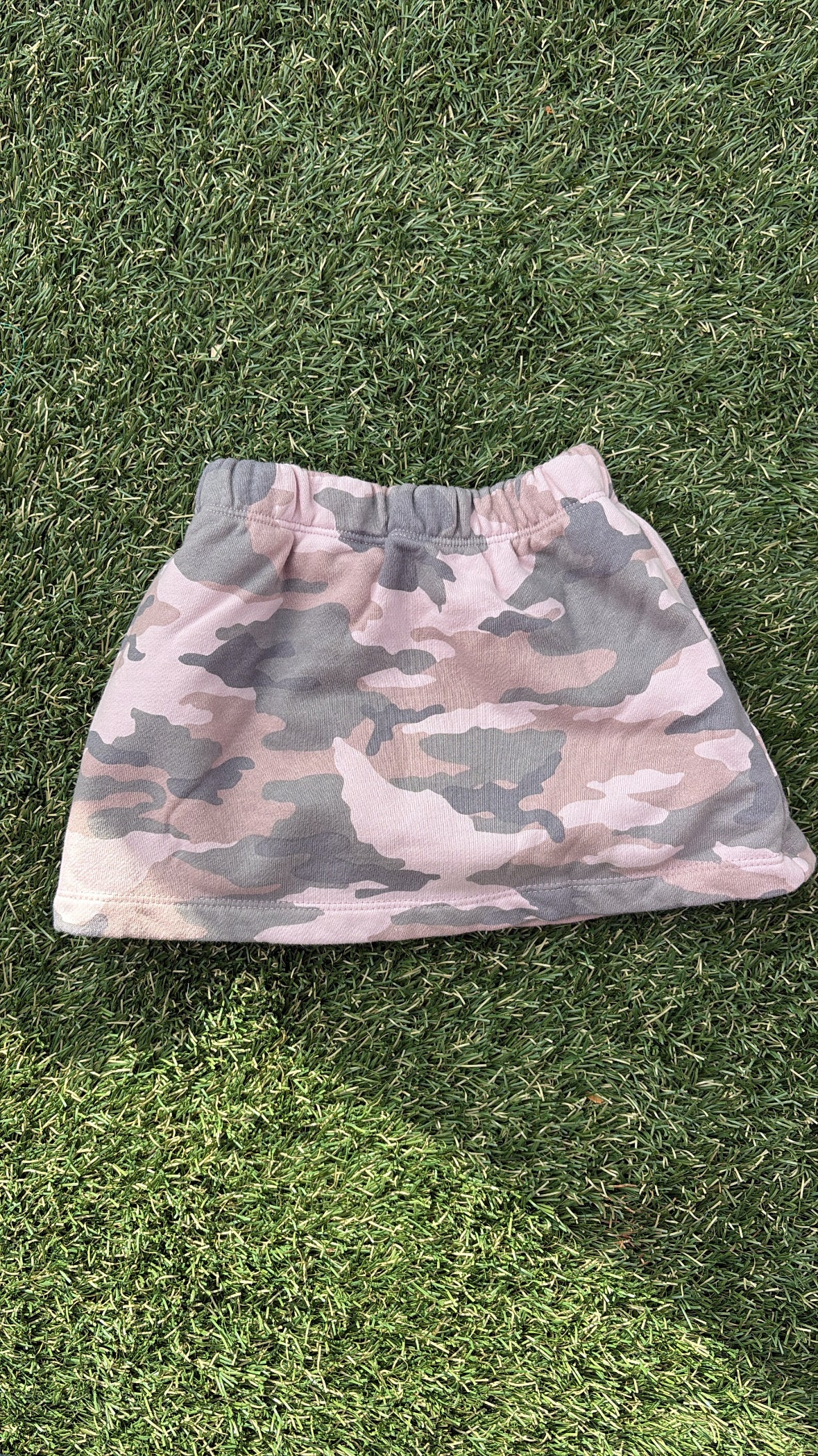 Bubblegum camo skirt