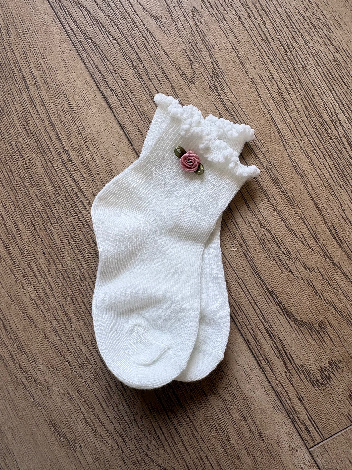 Rosette socks