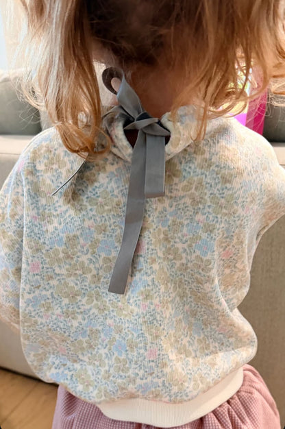 The floral bow sweatshirt